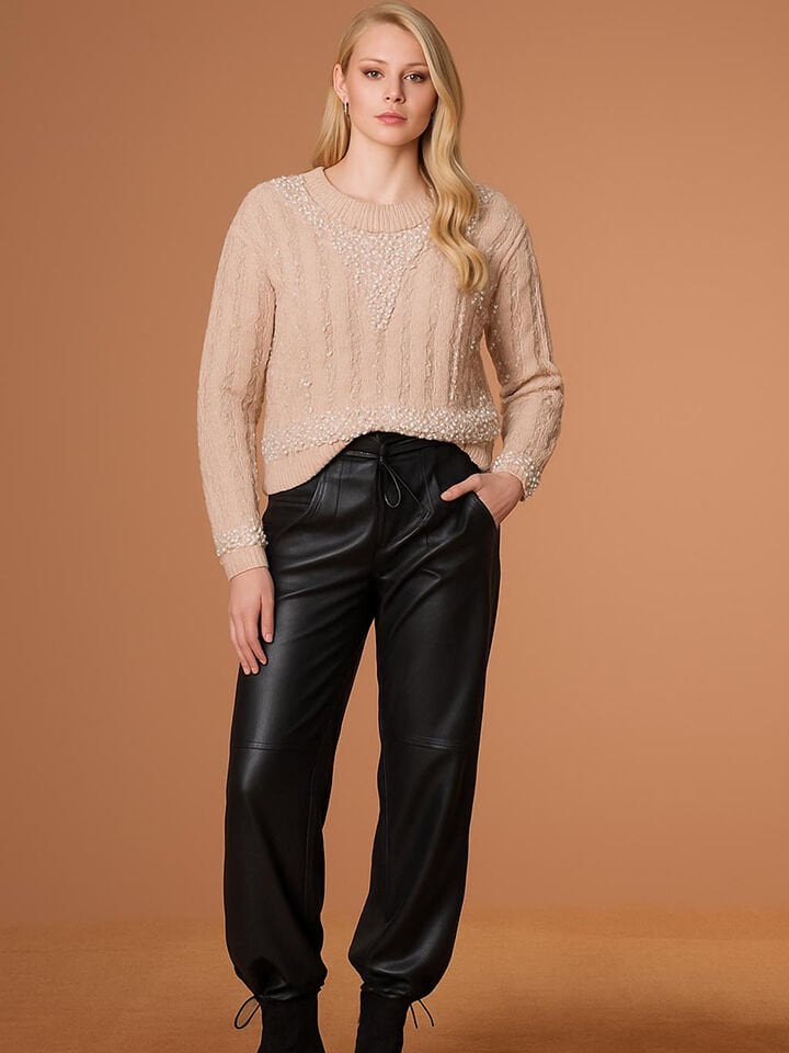 İnci Detaylı Triko