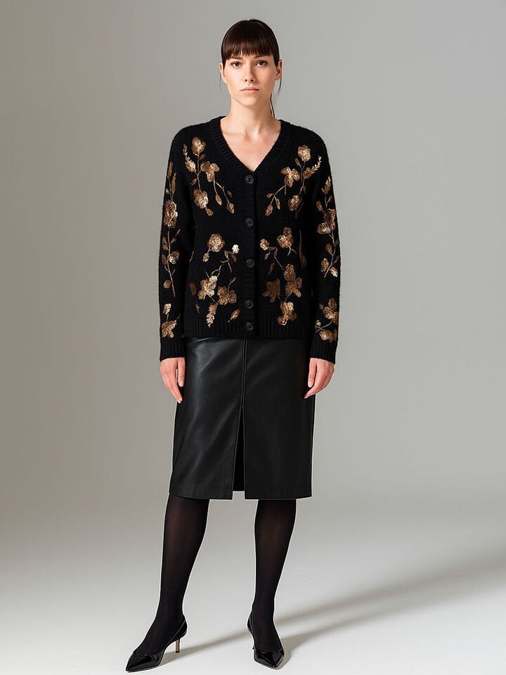 İşleme Detaylı Triko Hırka